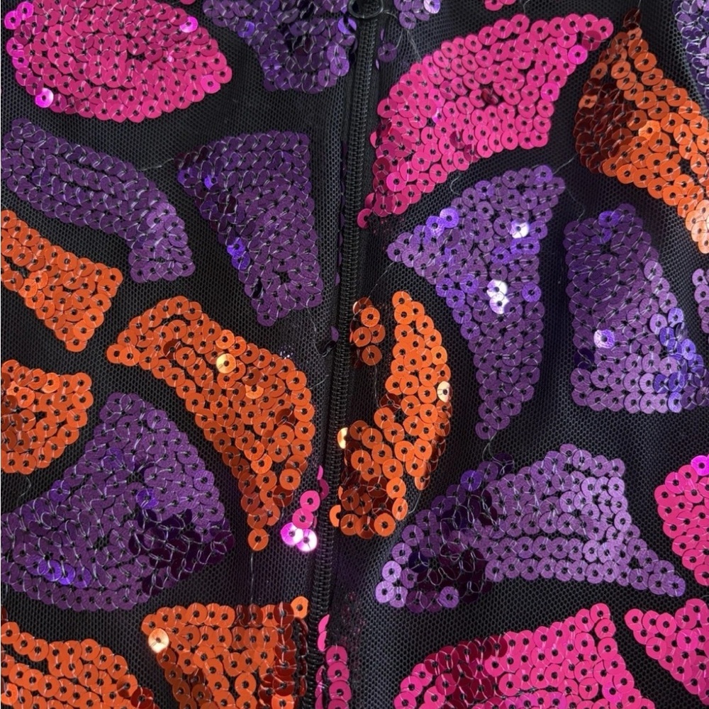 MELLODAY Pink and Orange Sequin V-Neck Blouse - Picture 4 of 7